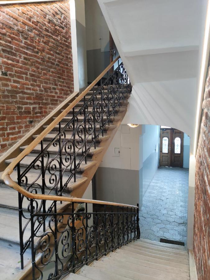 Apartament W Kamienicy Przemysl Bagian luar foto